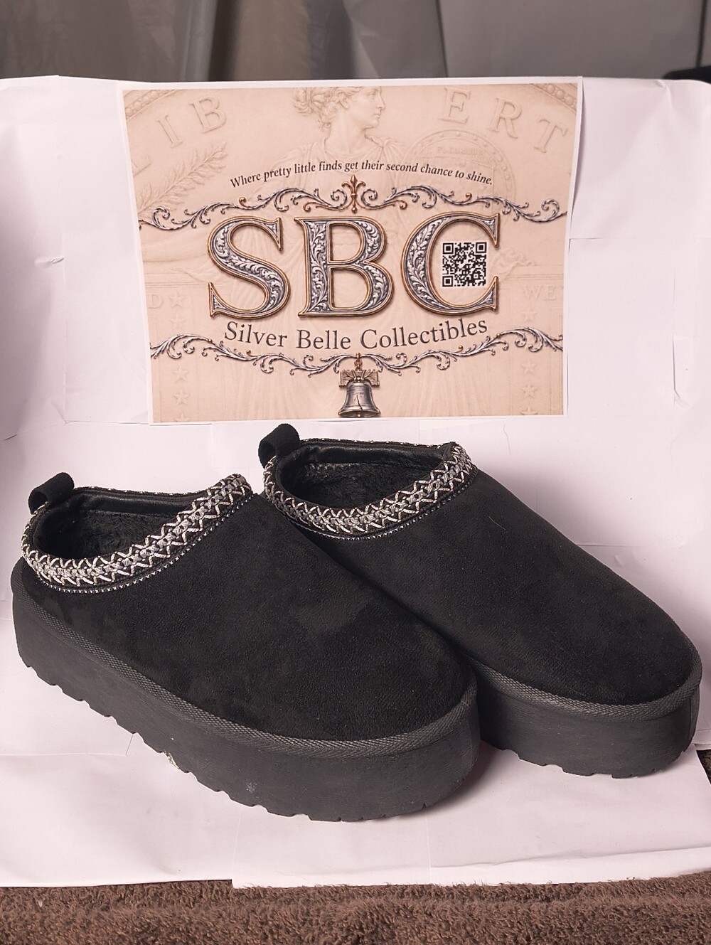 Mudd Stormy Black Platform Clogs Faux Fur Metallic Trim Y2K Women's 8.5